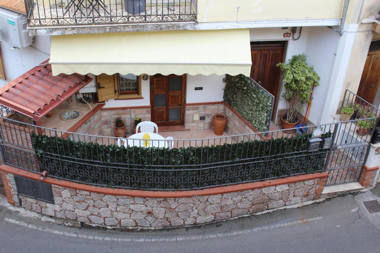 La Nina Apartment Taormina Exterior photo